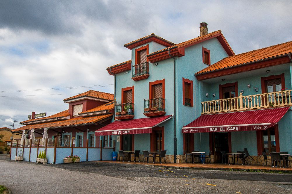 Restaurante El Café en Oviñana, Cudillero