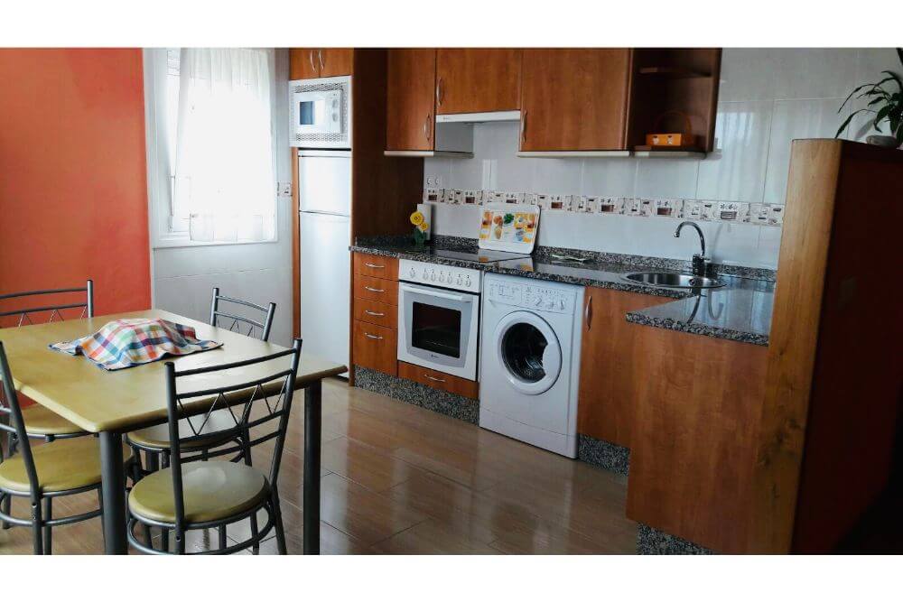 cocina Las Llábanas, Apartamentos Turísticos rurales en Oviñana Cudillero