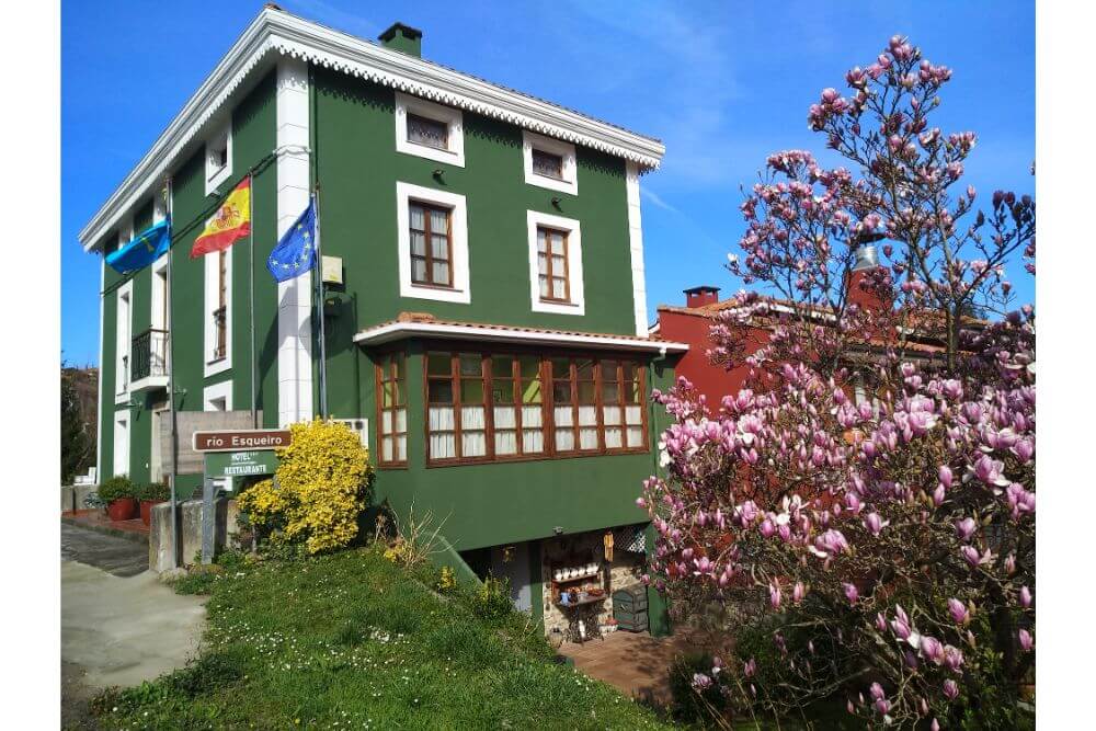 Casa Vieja del Sastre, Hotel Rural en Oviñana, Cudillero.