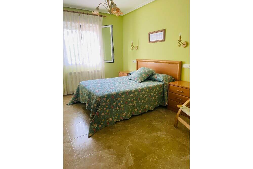 habitación matrimonial Las Llábanas, Apartamentos Turísticos rurales en Oviñana Cudillero