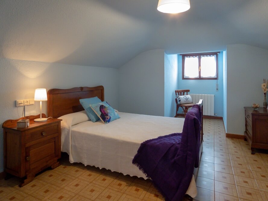 habitación matrimonial Casa Armando, Vivienda vacacional en Oviñana, Cudillero.