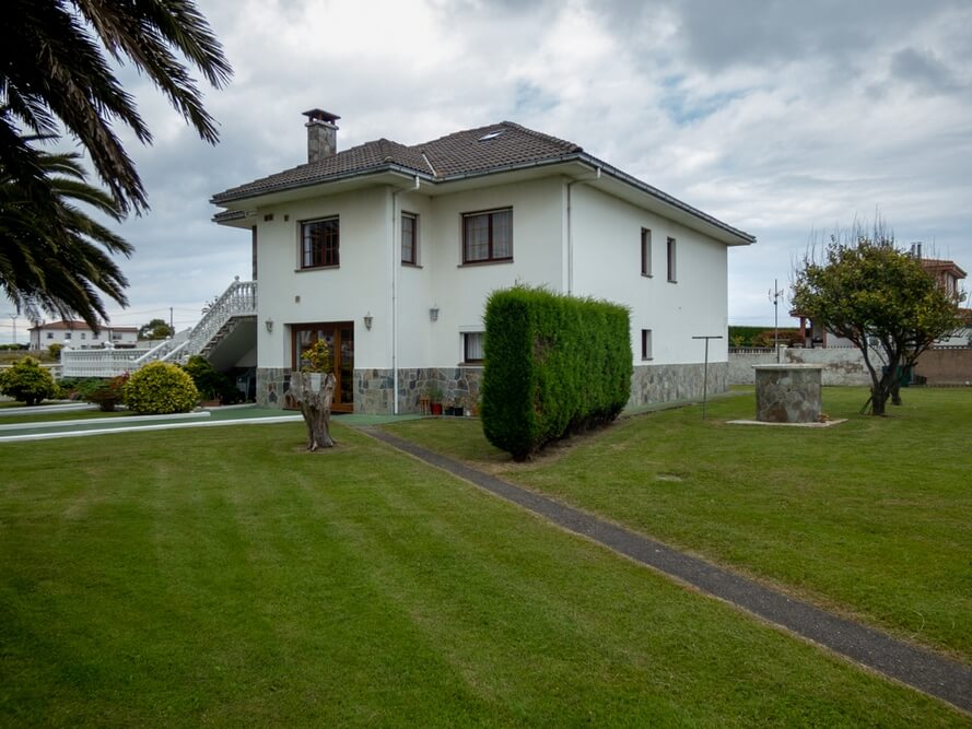Casa y jardín Casa Armando, Vivienda vacacional en Oviñana, Cudillero.