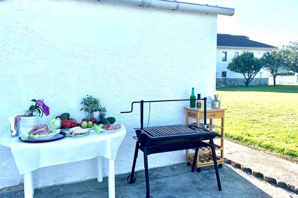 barbacoa Casa Armando, Vivienda vacacional en Oviñana, Cudillero.