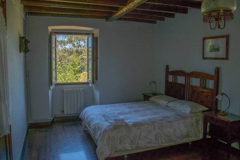 habitación matrimonial Vivienda vacacional el cueto en Oviñana, Cudillero.