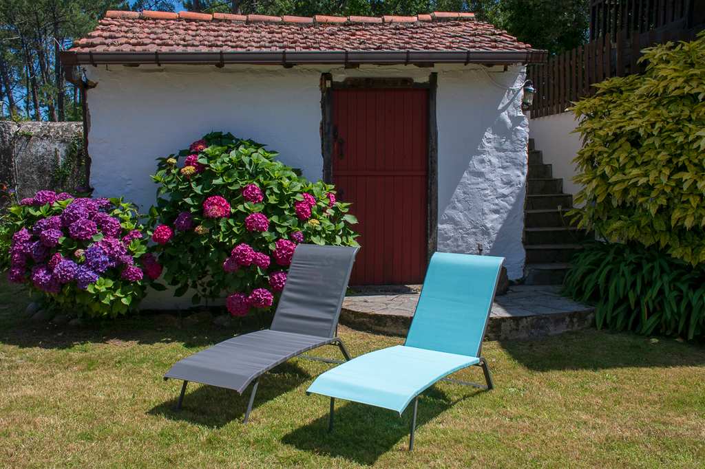 Zona de hamacas Vivienda vacacional el cueto en Oviñana, Cudillero.