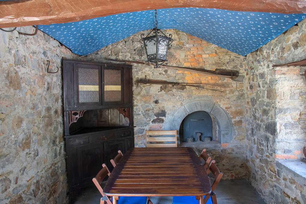 Comedor exterior Vivienda vacacional el cueto en Oviñana, Cudillero.