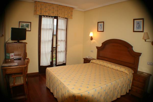 habitación individual estandar Hotel Valle las Luiñas en Oviñana,  Cudillero.