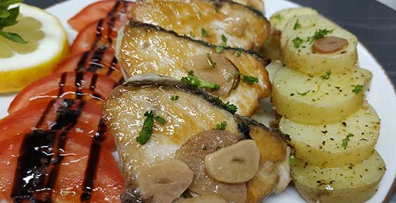 Pescados Restaurante Casa Vieja del Sastre en Oviñana, Cudillero