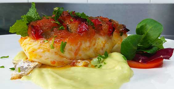 Pescados Restaurante Casa Vieja del Sastre en Oviñana, Cudillero