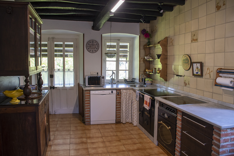 Cocina Vivienda vacacional el cueto en Oviñana, Cudillero.