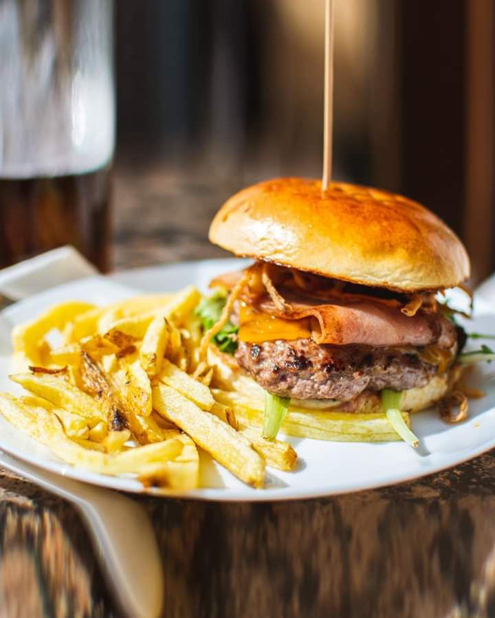 Hamburguesa Gastro Truck Antoxu Oviñana Cudillero