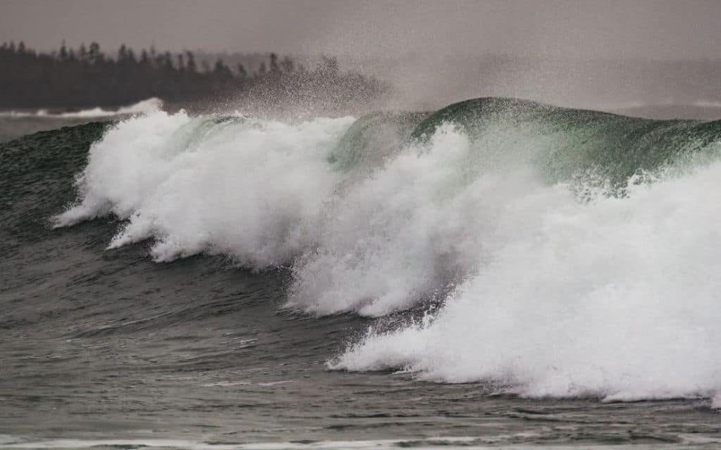 Las mejores olas para hacer surf en Cudillero Surf en San Pedro De La Ribera